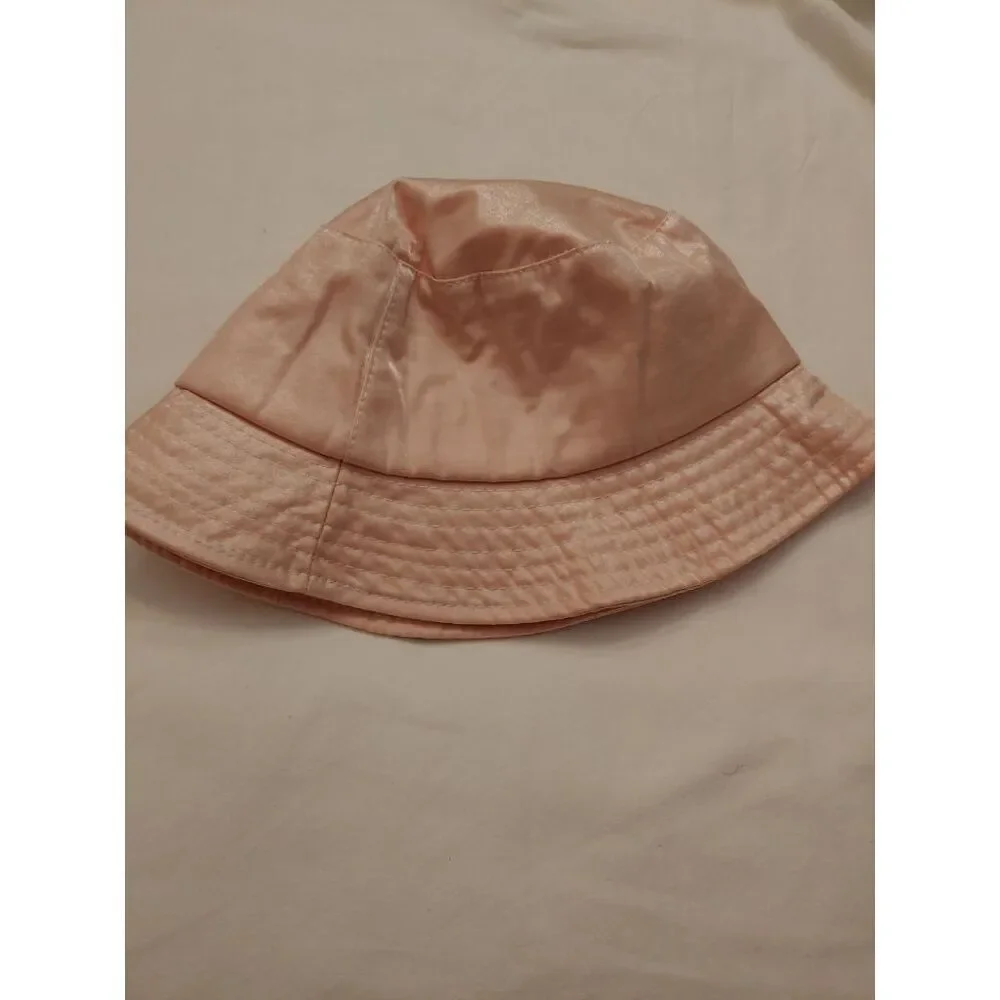 Girls Pink Frosted Bucket Hat.
